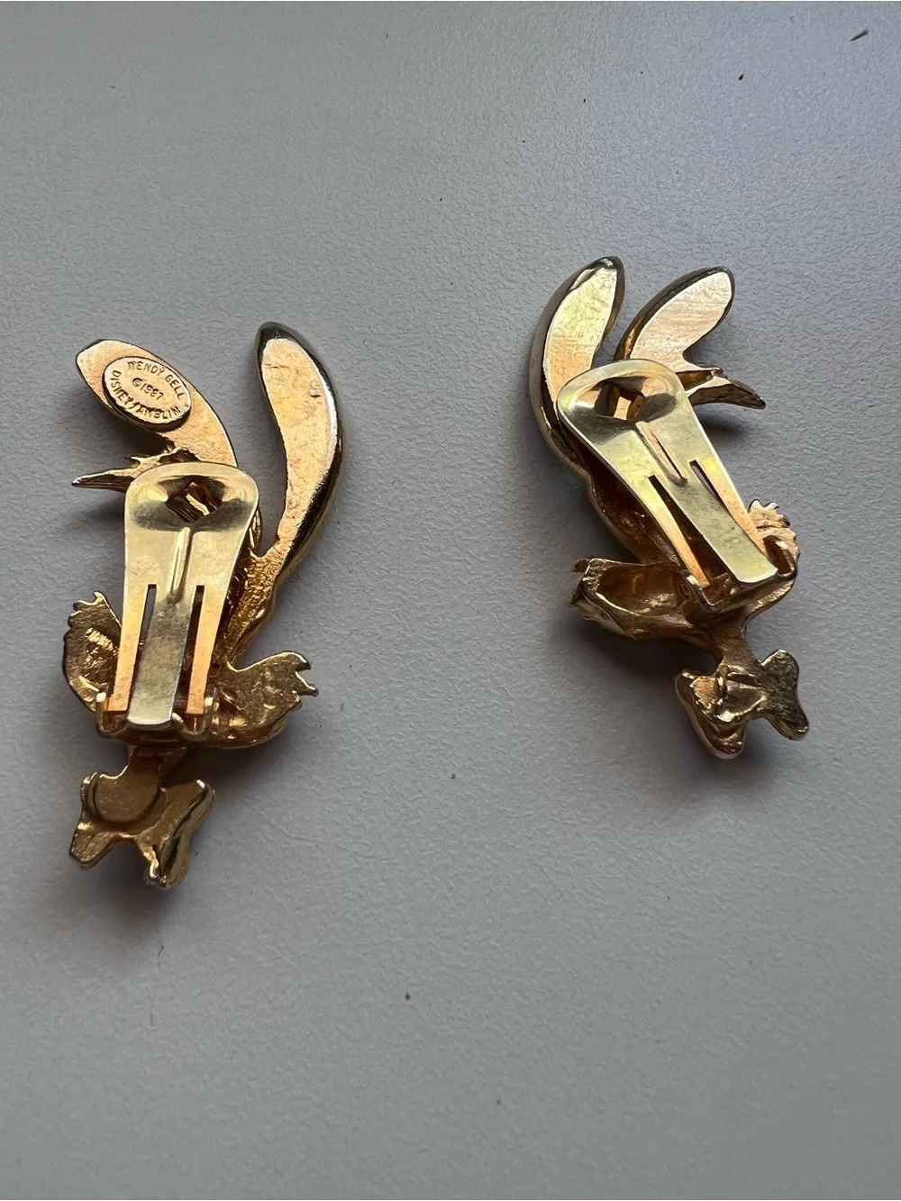 Vintage Wendy Gell Disney Amblin Gold Plated Roger Rabbit Brooch and Earrings